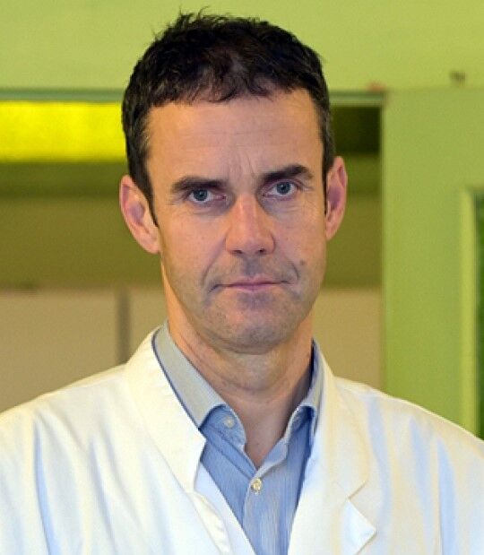 Ārsts Andrologs Roberts Azarovs